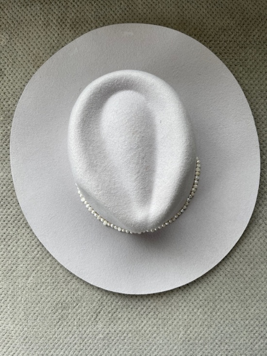 Wyeth Anthropologie Lilac Purple Pearl Trim 100% Wool Boater Hat light gray main image 7
